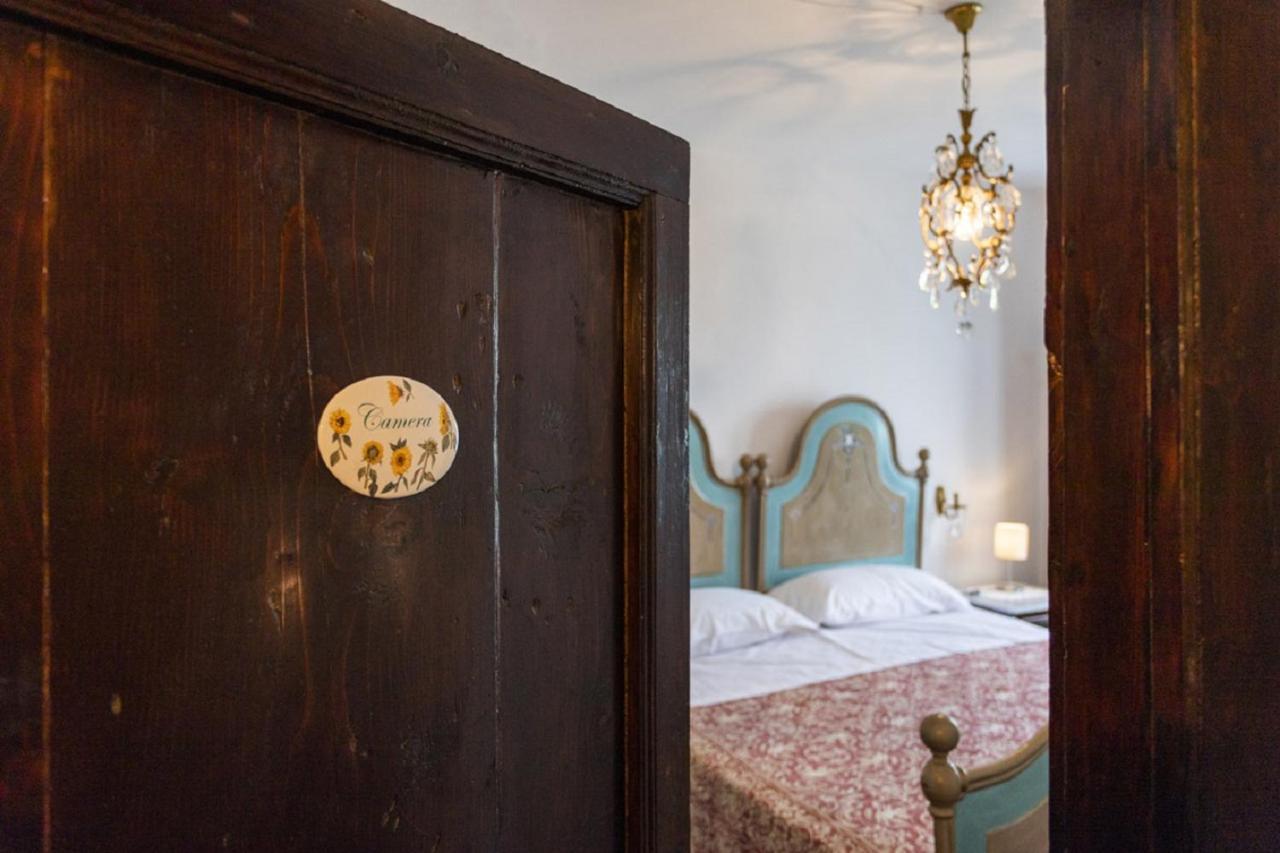 술모나 Il Ciavattone Bed And Bike B&B 외부 사진