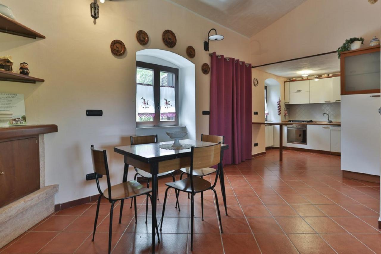 술모나 Il Ciavattone Bed And Bike B&B 외부 사진
