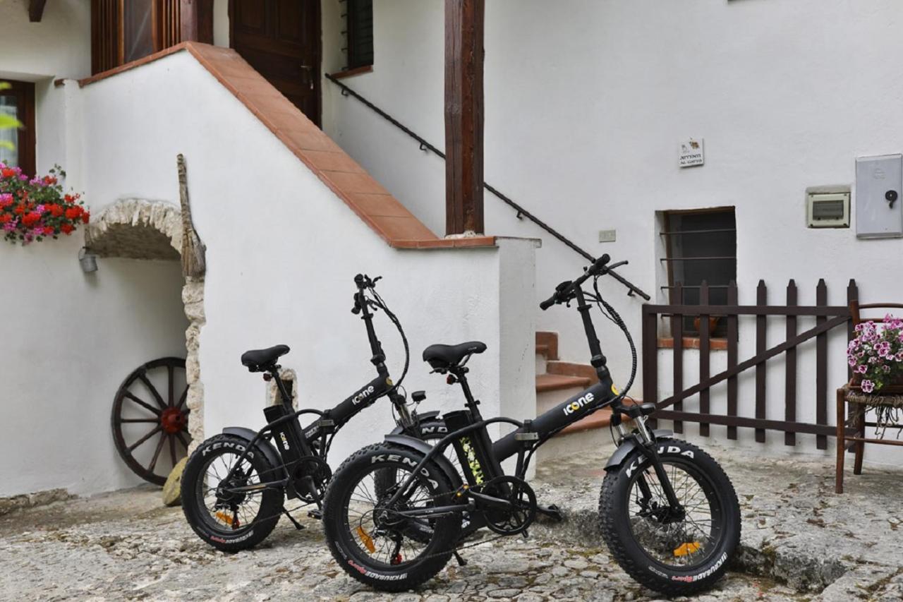 술모나 Il Ciavattone Bed And Bike B&B 외부 사진