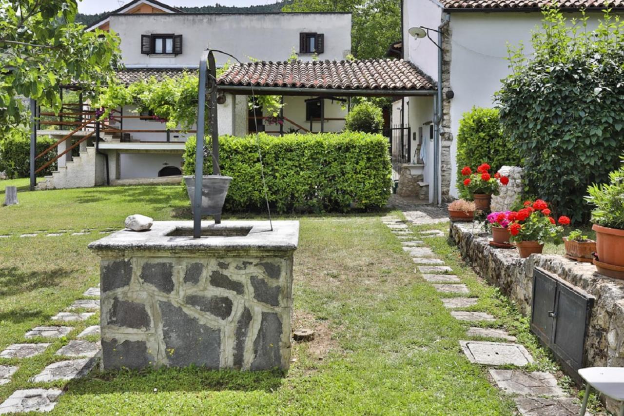 술모나 Il Ciavattone Bed And Bike B&B 외부 사진
