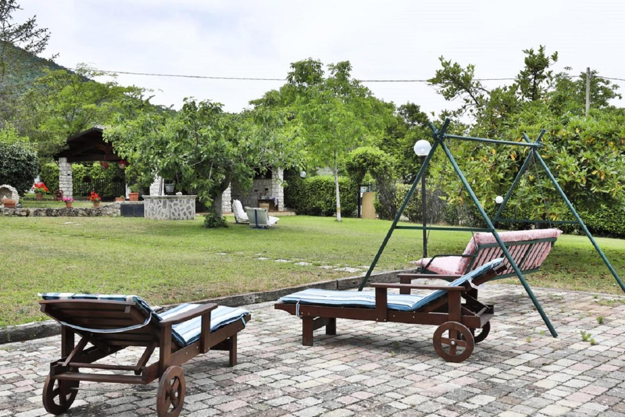 술모나 Il Ciavattone Bed And Bike B&B 외부 사진