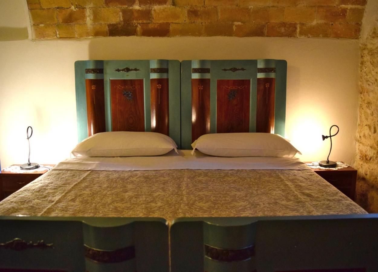 술모나 Il Ciavattone Bed And Bike B&B 외부 사진