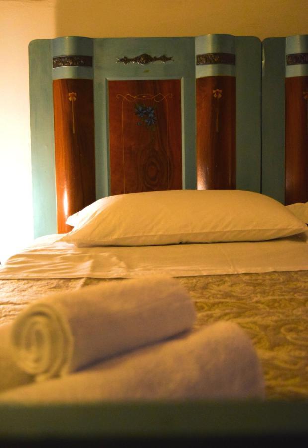 술모나 Il Ciavattone Bed And Bike B&B 외부 사진